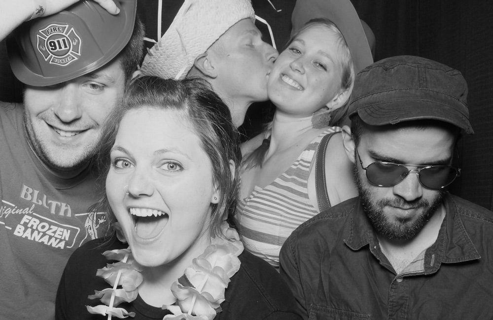 Snapfuze uses DSLR cameras for the highest quality photo booth images