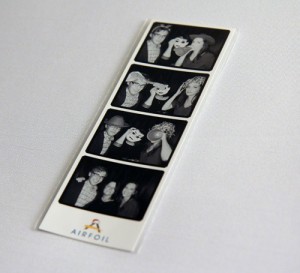 Snapfuze offers crystal clear photo booth strip envelopes free with any photo booth rental.